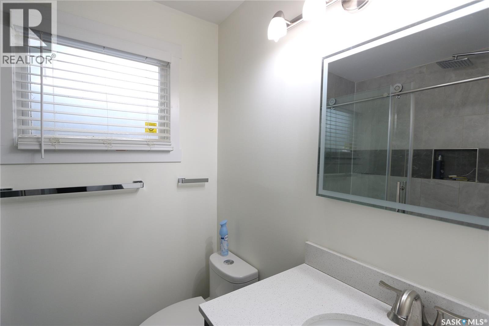 1162 Athol STREET - 18
