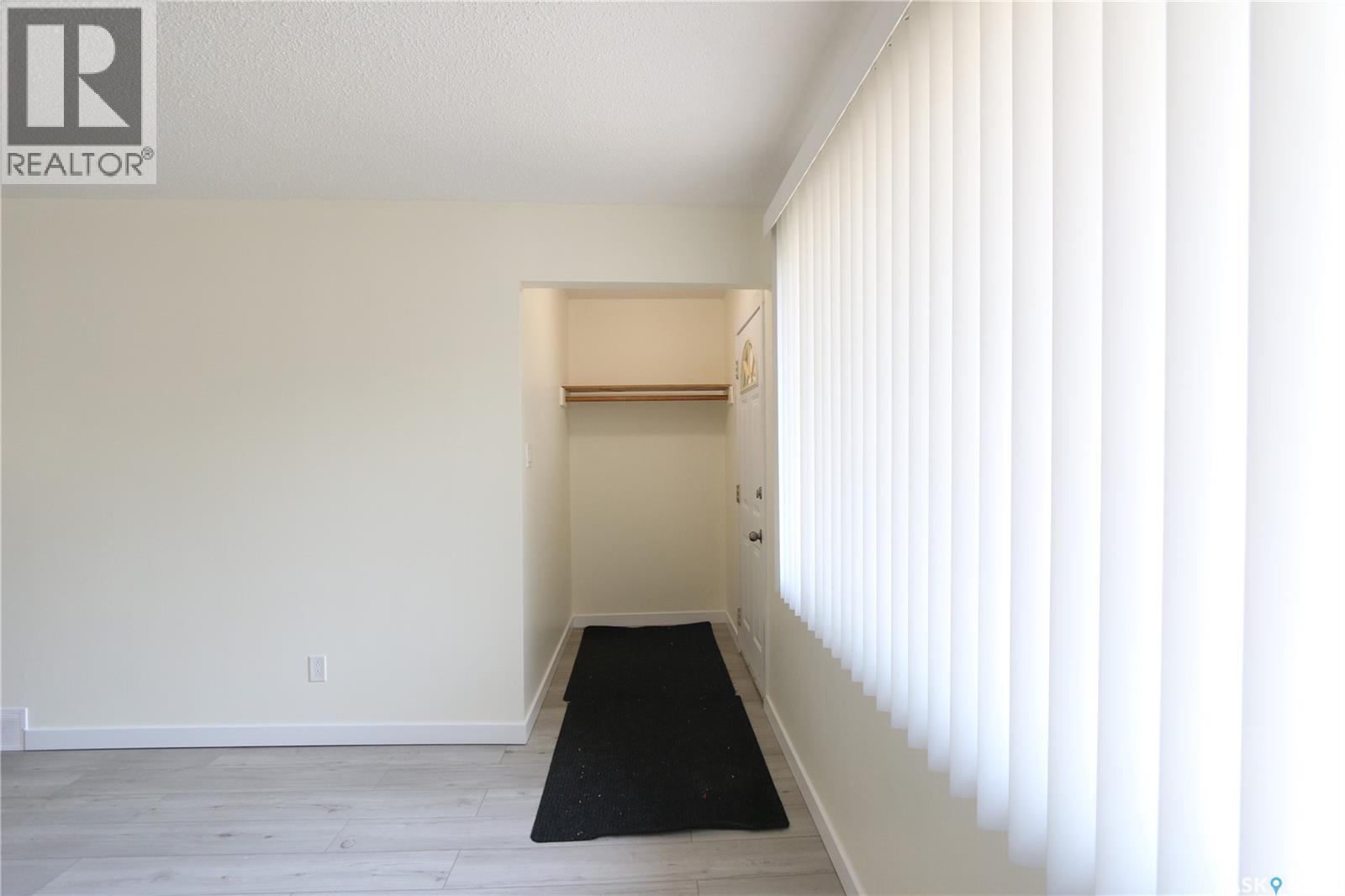1162 Athol STREET - 4