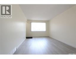 2pc Bathroom - 1162 Athol Street, Regina, SK S4T3C2 Photo 6