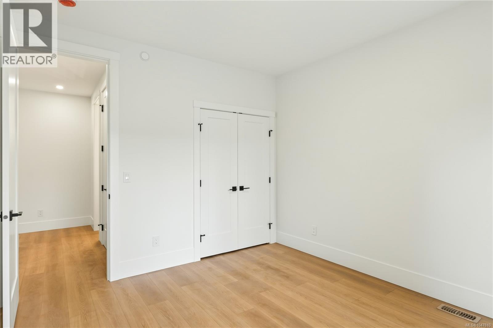 #101 2302 Arbot Rd - Image 47