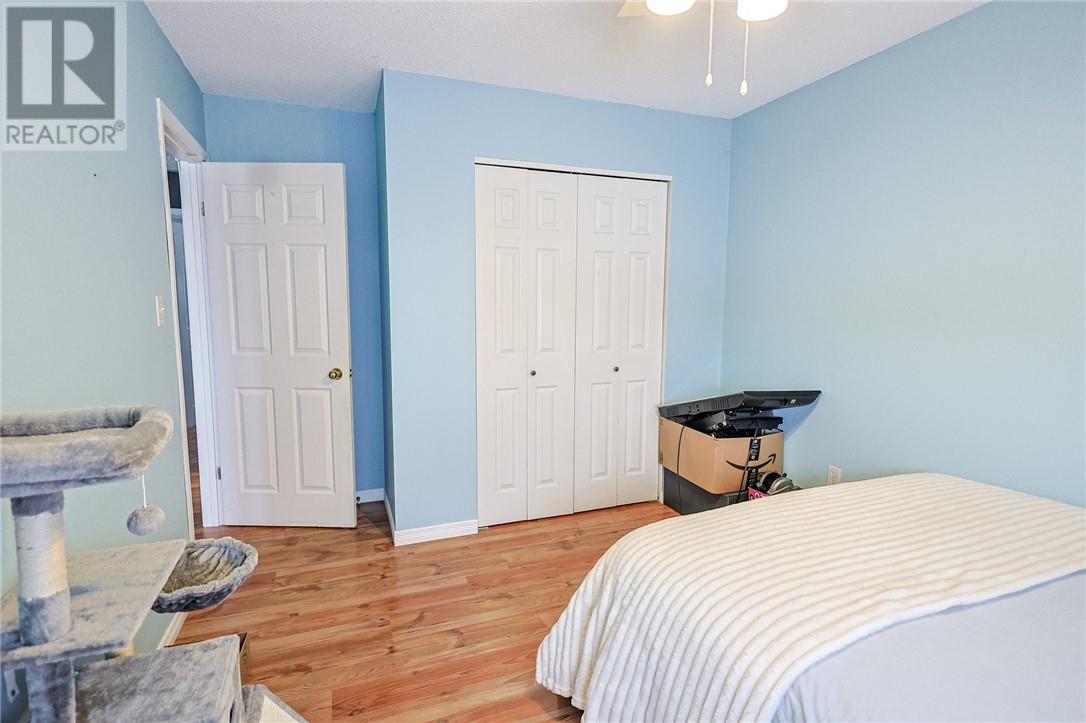 721 Piquette Road — photo 18