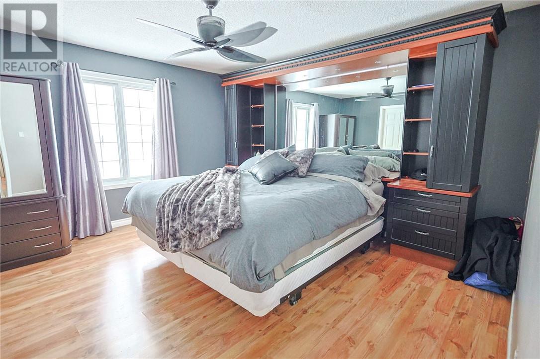 721 Piquette Road — photo 19