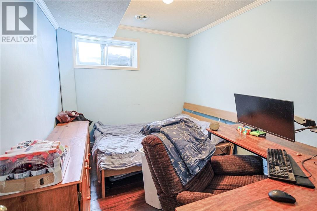721 Piquette Road — photo 31