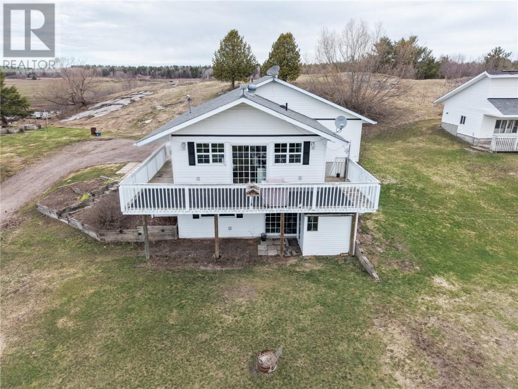 721 Piquette Road — photo 41