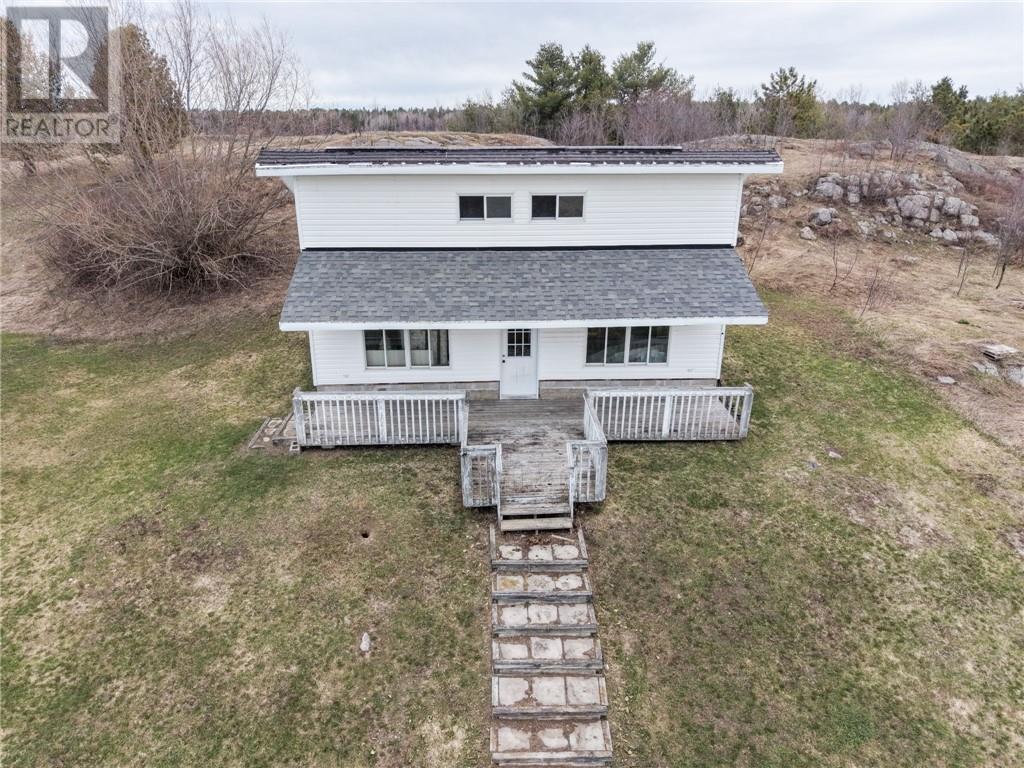 721 Piquette Road — photo 45