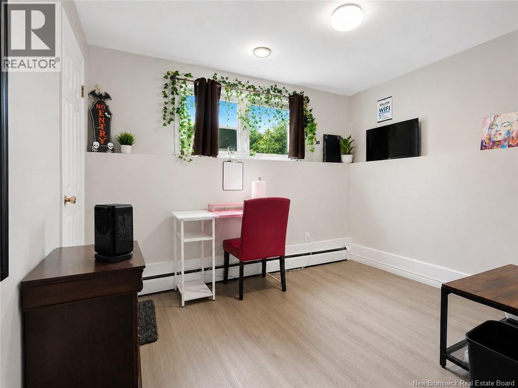 136-138 Crandall Street - Image 5