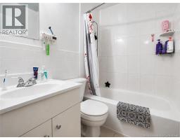 Kitchen - 136-138 Crandall Street, Moncton, NB E1C4E3 Photo 7