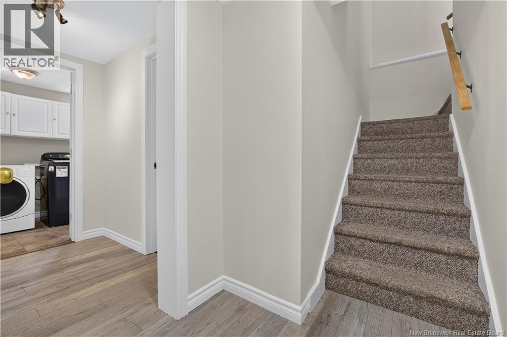 380 Sunset Avenue - Image 24