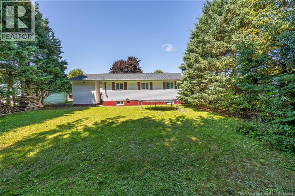 380 Sunset Avenue - Image 33