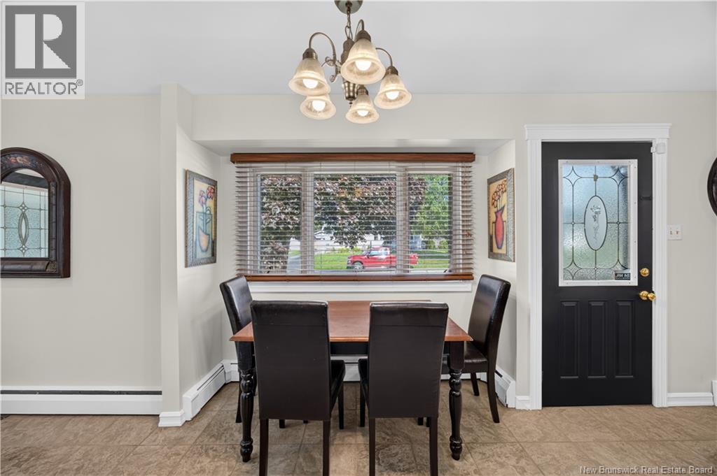 380 Sunset Avenue - Image 7
