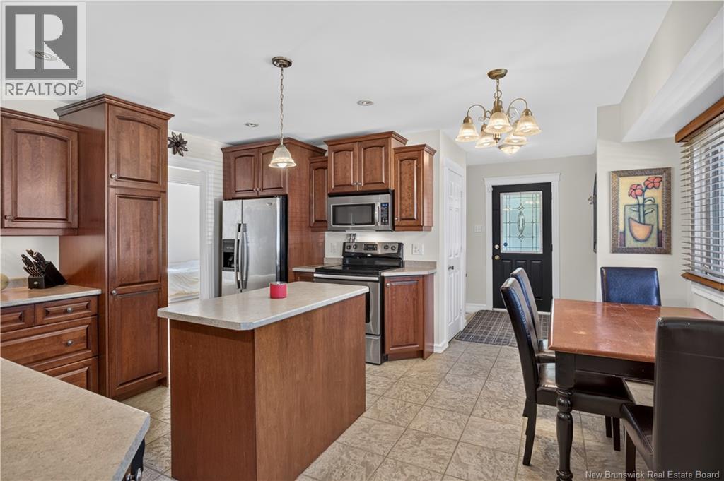 380 Sunset Avenue - 5