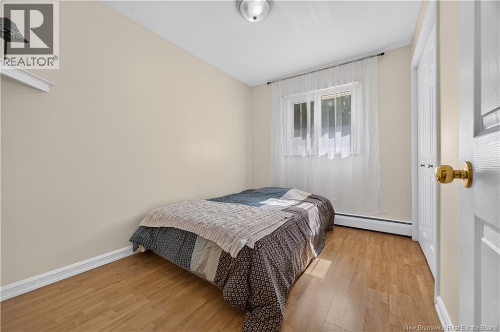 380 Sunset Avenue - Image 18