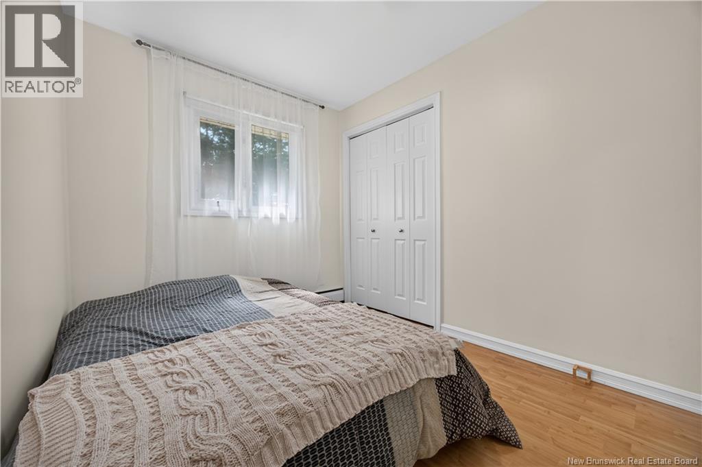 380 Sunset Avenue - Image 19