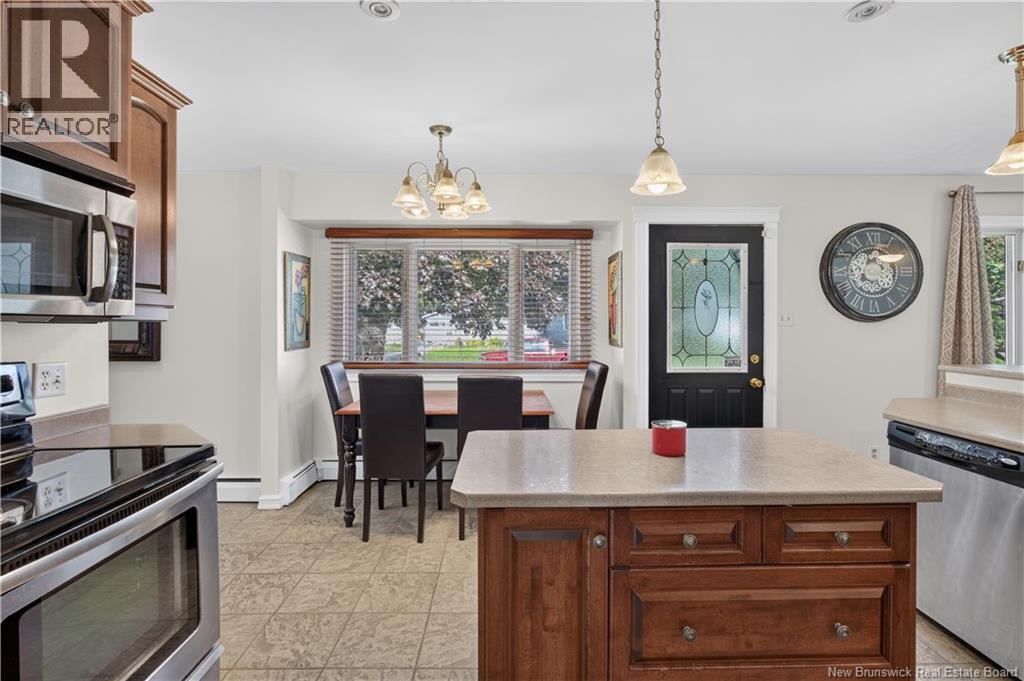 380 Sunset Avenue - 6