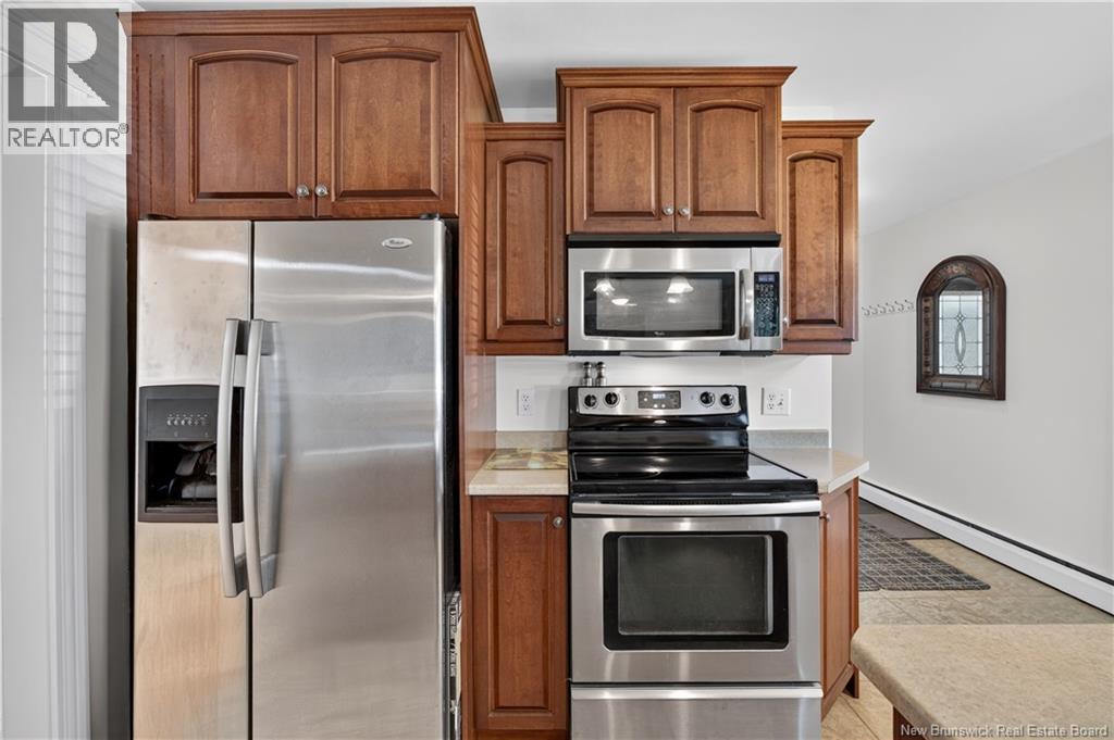 380 Sunset Avenue - Image 8