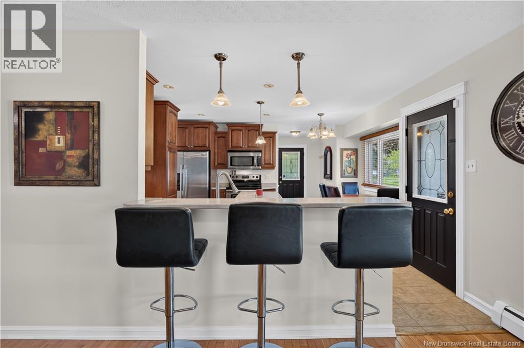 380 Sunset Avenue - Image 12