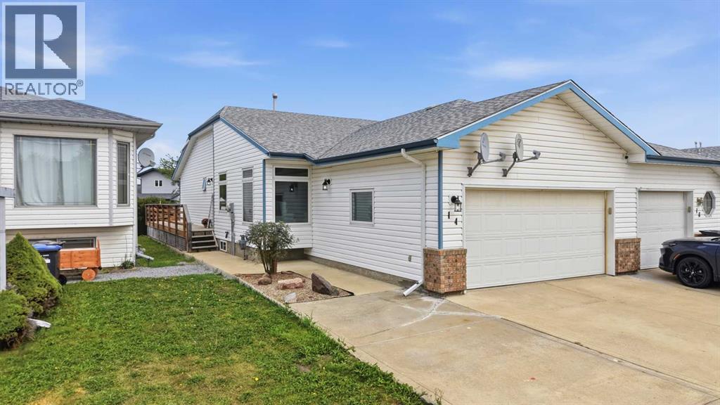 Listing photo – 14 Wildrose Drive, Sylvan Lake