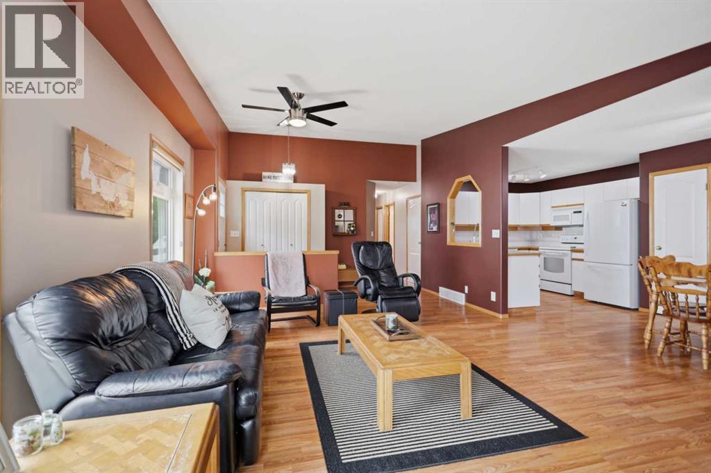 Listing photo – 14 Wildrose Drive, Sylvan Lake