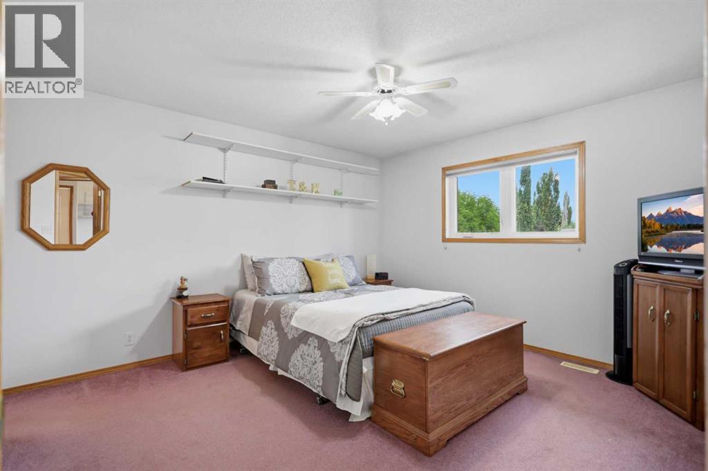 Listing photo – 14 Wildrose Drive, Sylvan Lake