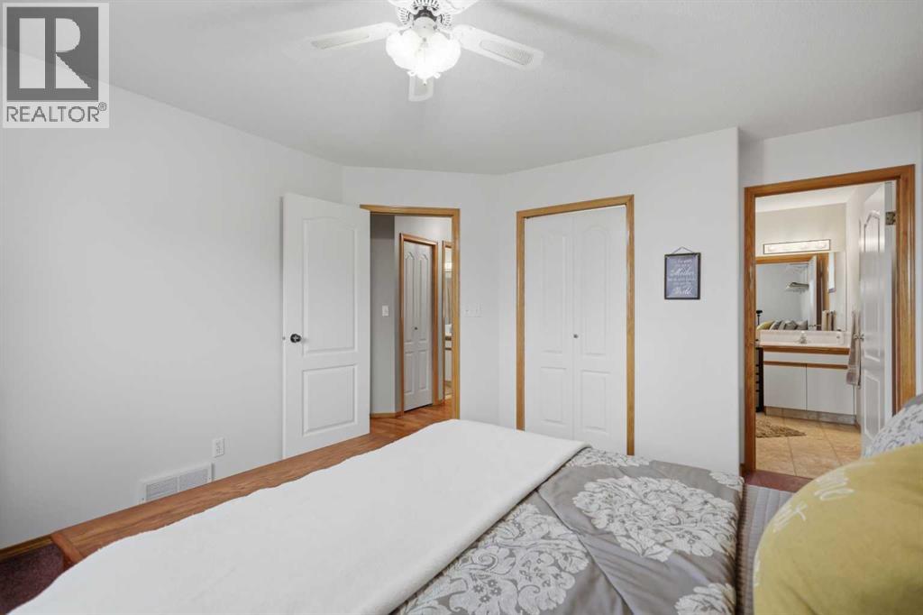 Listing photo – 14 Wildrose Drive, Sylvan Lake
