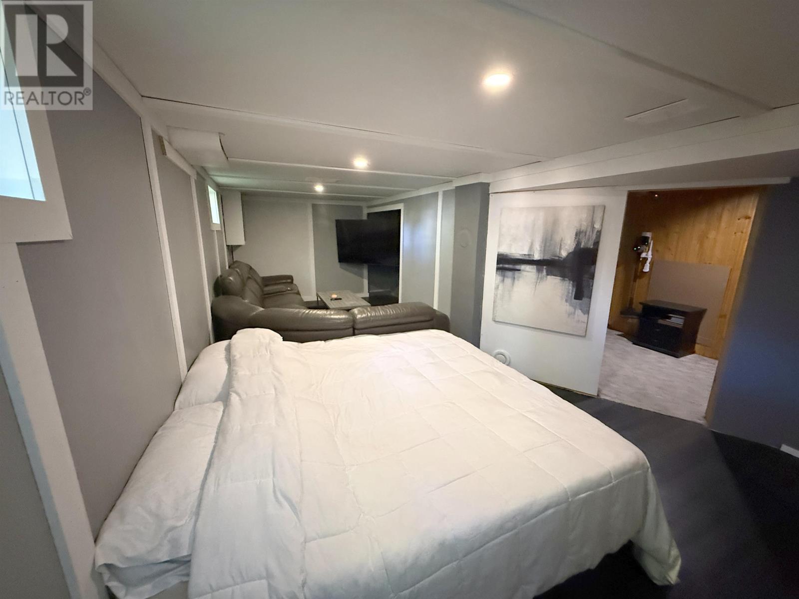 55 Norman Drive DR - Image 12