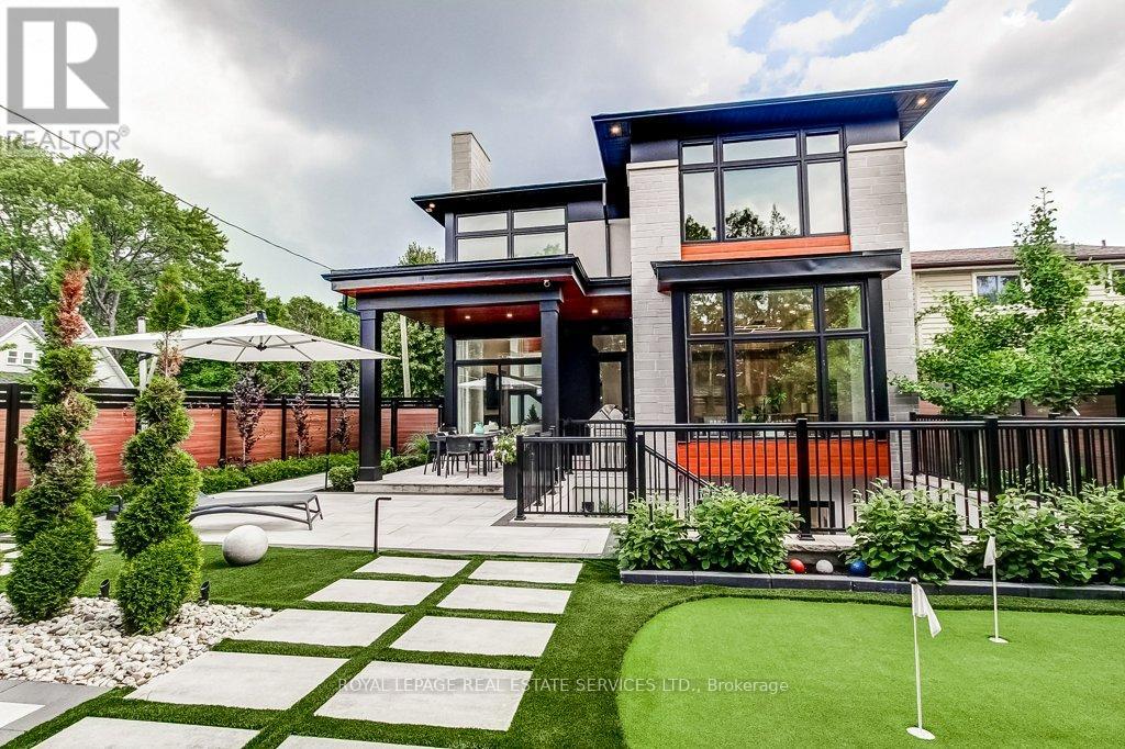 3119 VICTORIA STREET - 36