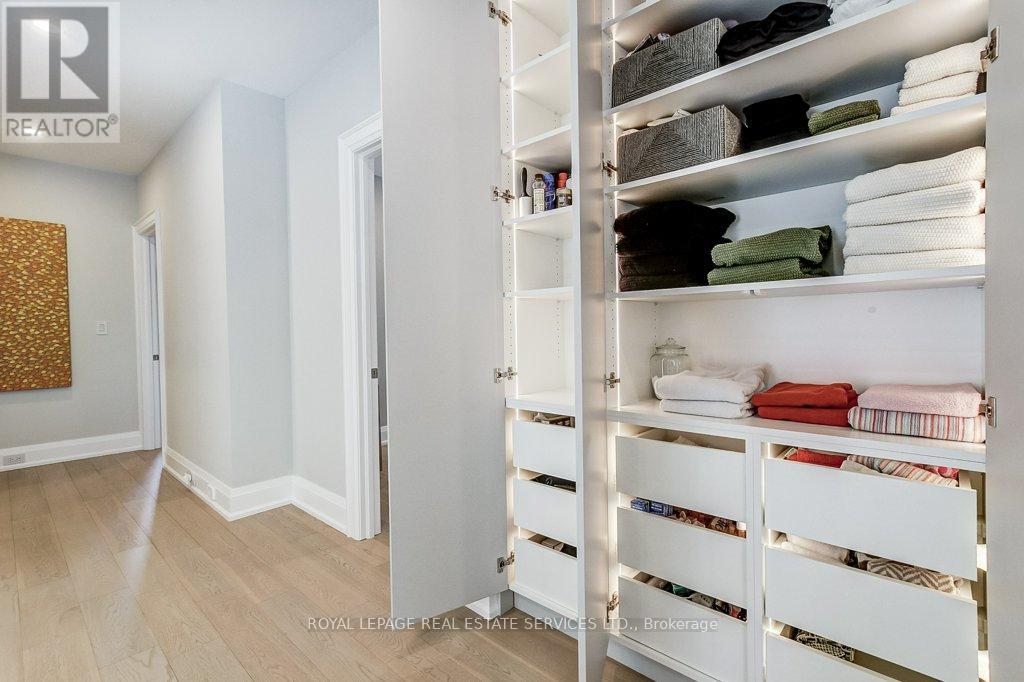3119 VICTORIA STREET - Image 24