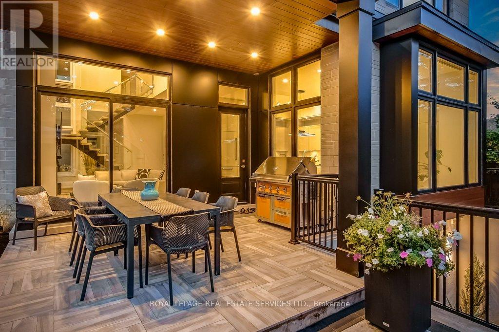 3119 VICTORIA STREET - 39