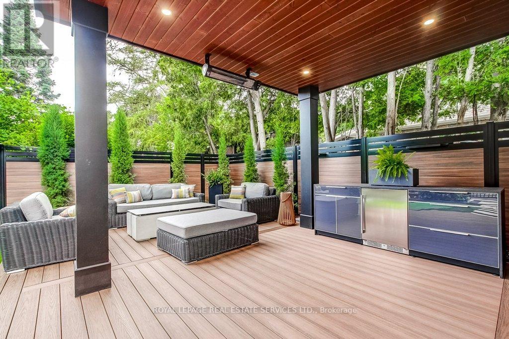 3119 VICTORIA STREET - 35