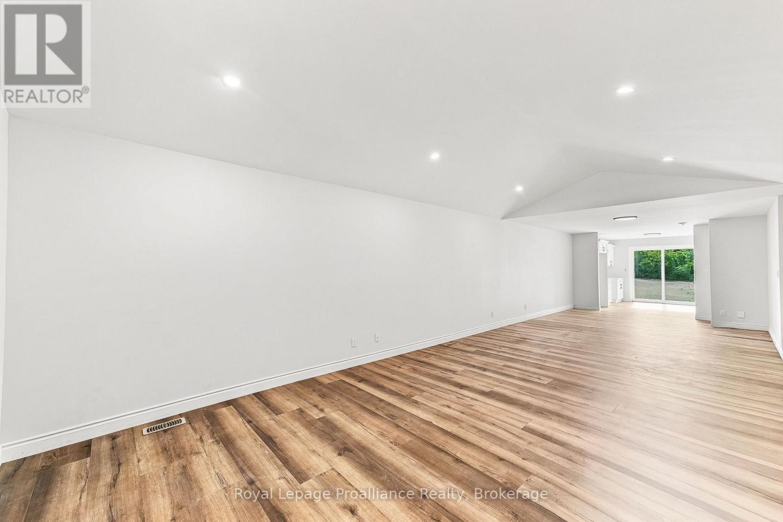 208 HOMEWOOD AVENUE - Image 14
