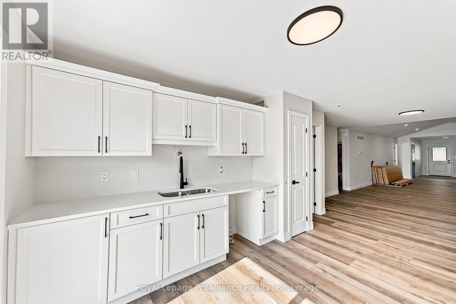 208 HOMEWOOD AVENUE - Image 9