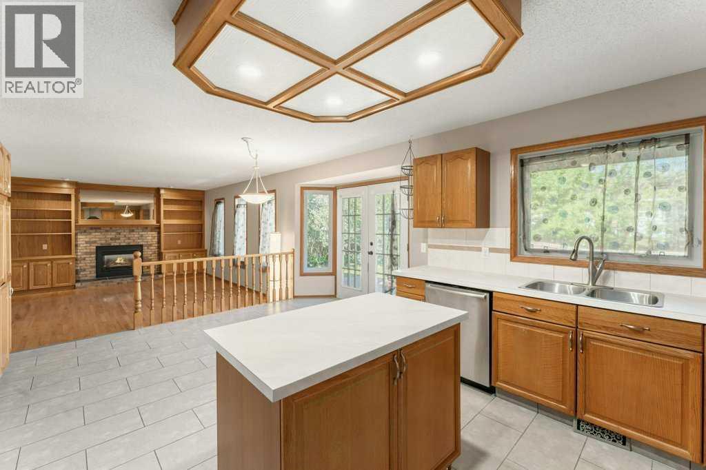 44 Hawkstone Drive NW - 11