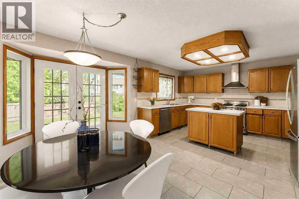 44 Hawkstone Drive NW - 13