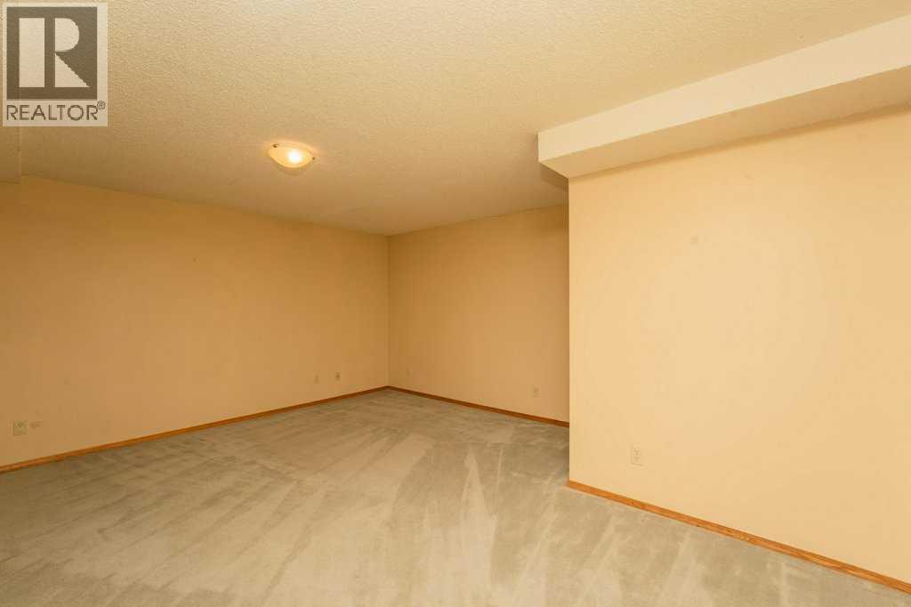 44 Hawkstone Drive NW - 28