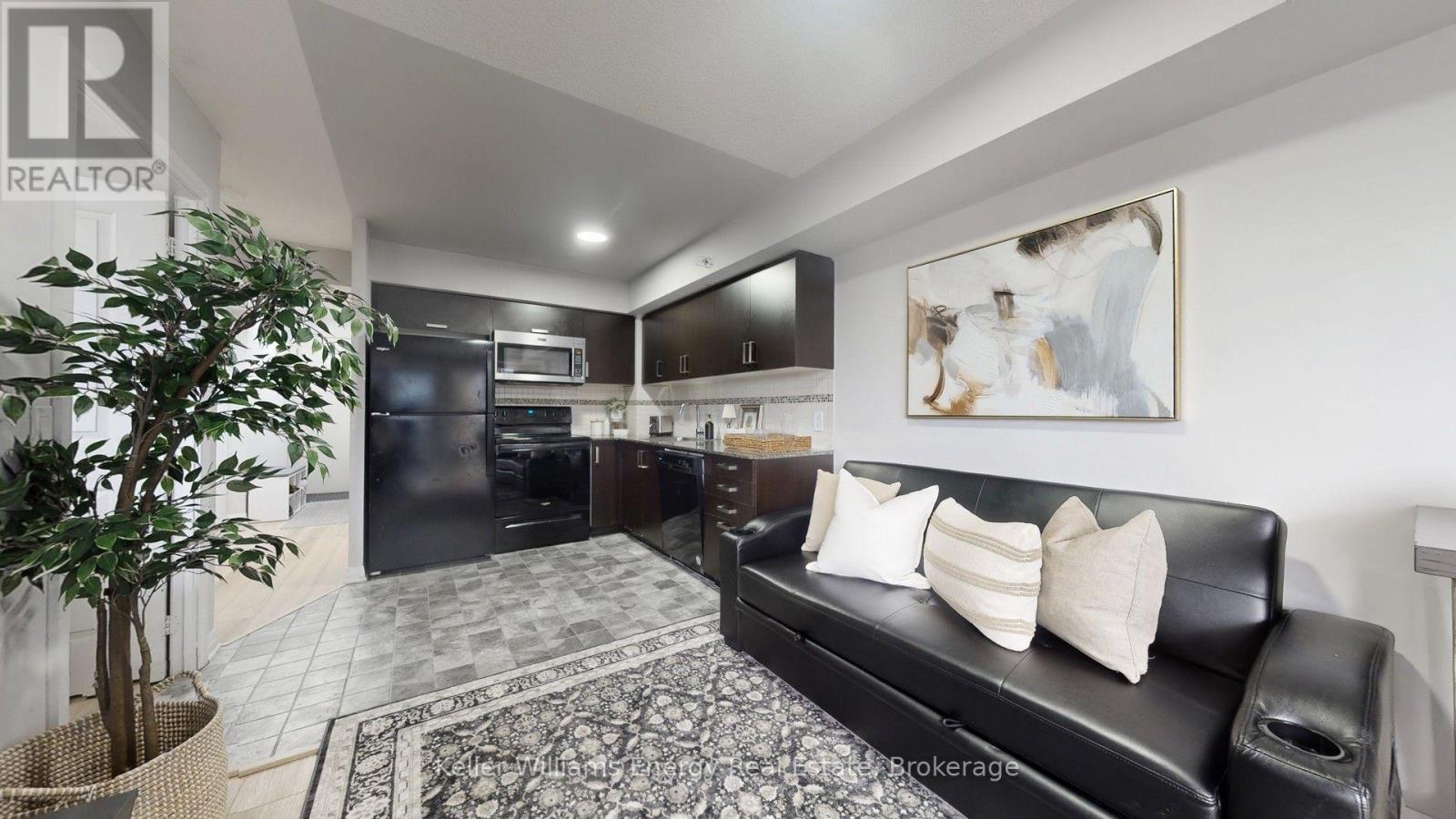 Photo of 30 Meadowglen Place