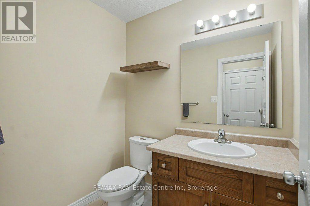 #14 14 AMOS DRIVE - Image 17