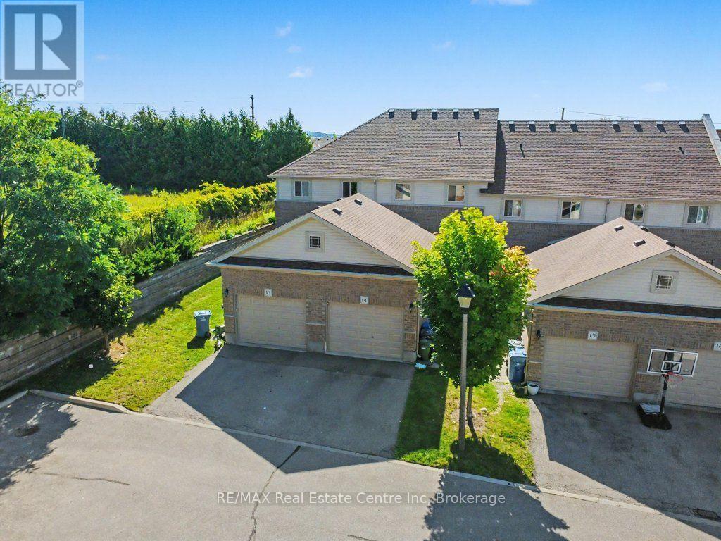 #14 14 AMOS DRIVE - 39