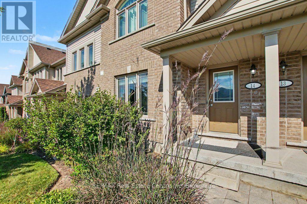 #14 14 AMOS DRIVE - 4