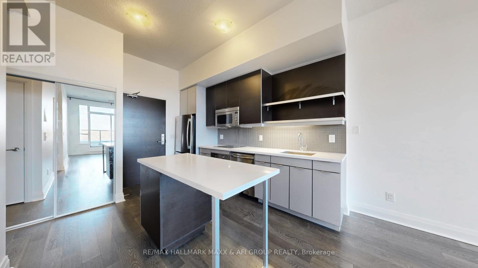 #617 399 SPRING GARDEN AVENUE - 20