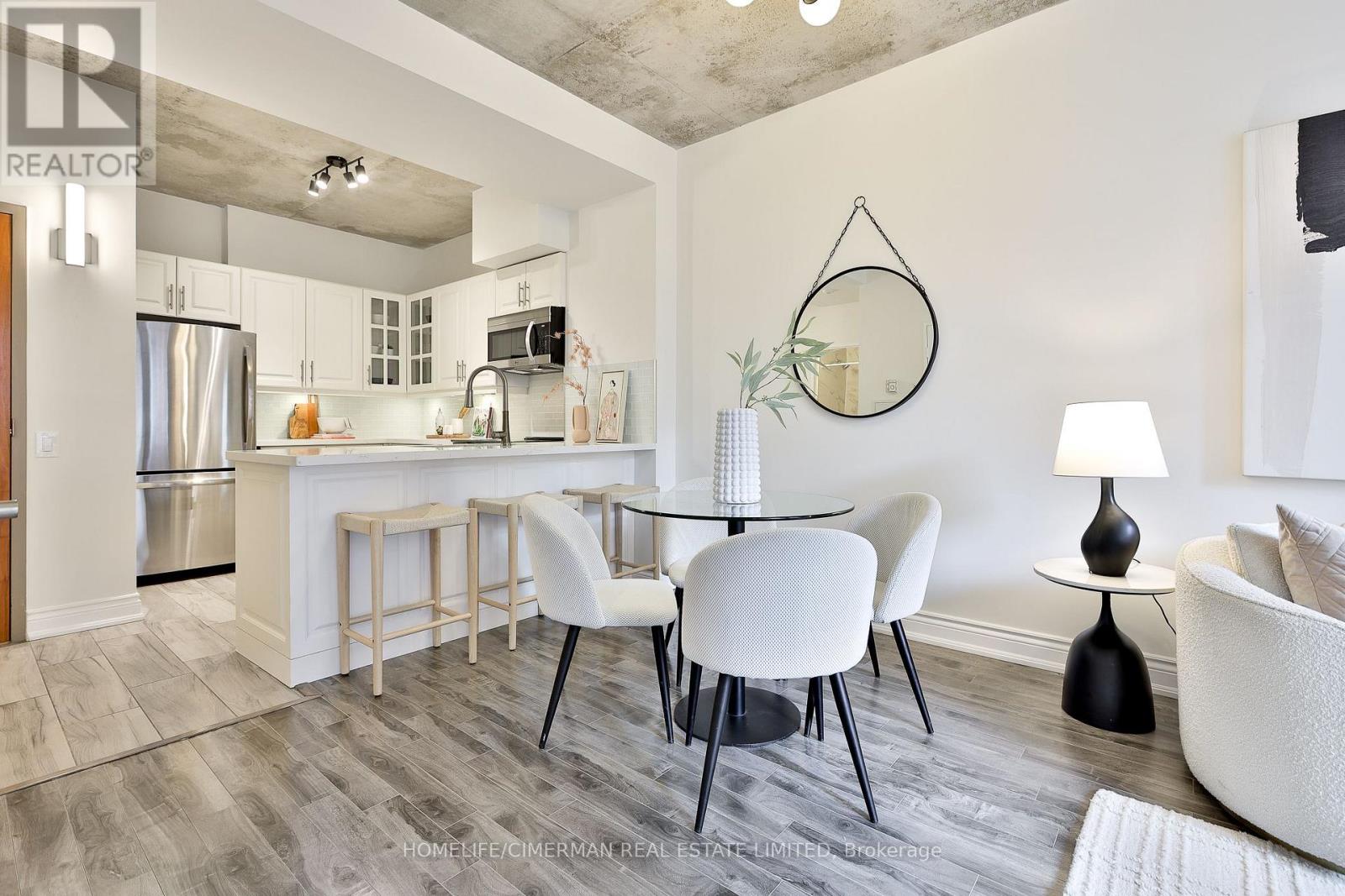 #503 36 CHARLOTTE STREET - 11