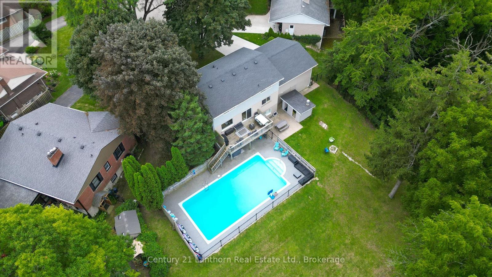 23 WEST COVE — photo 3