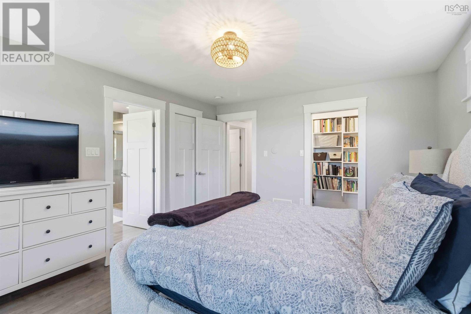 62 Hadley Crescent - Image 34