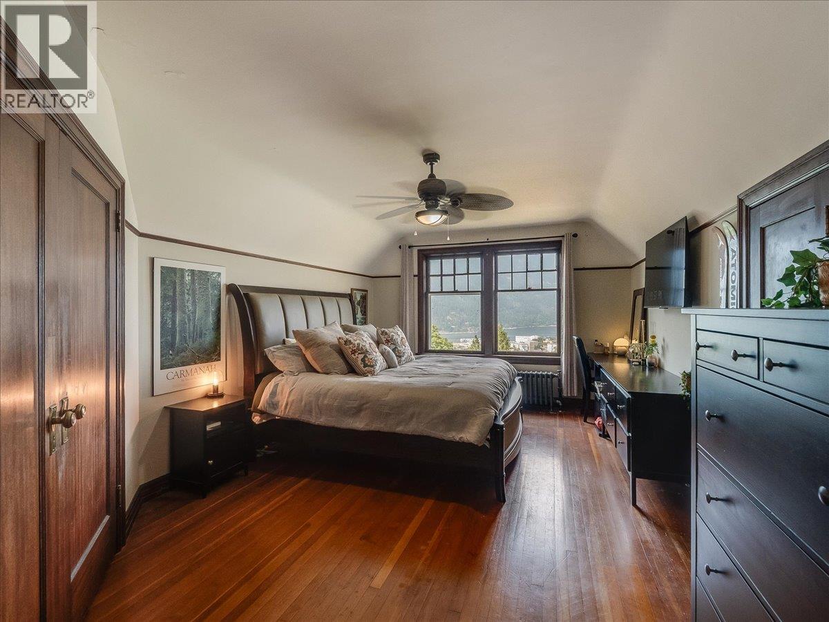 411 Hamilton Avenue - Image 31