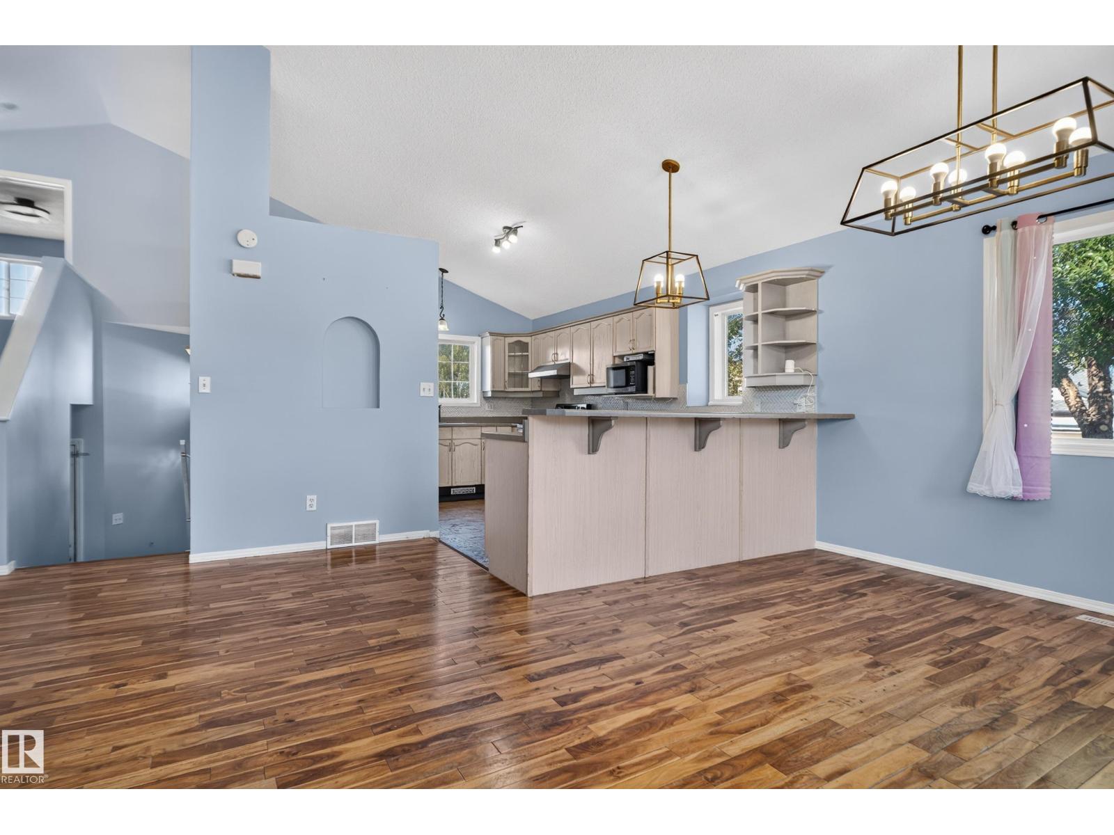 13803 130A AV NW - 16
