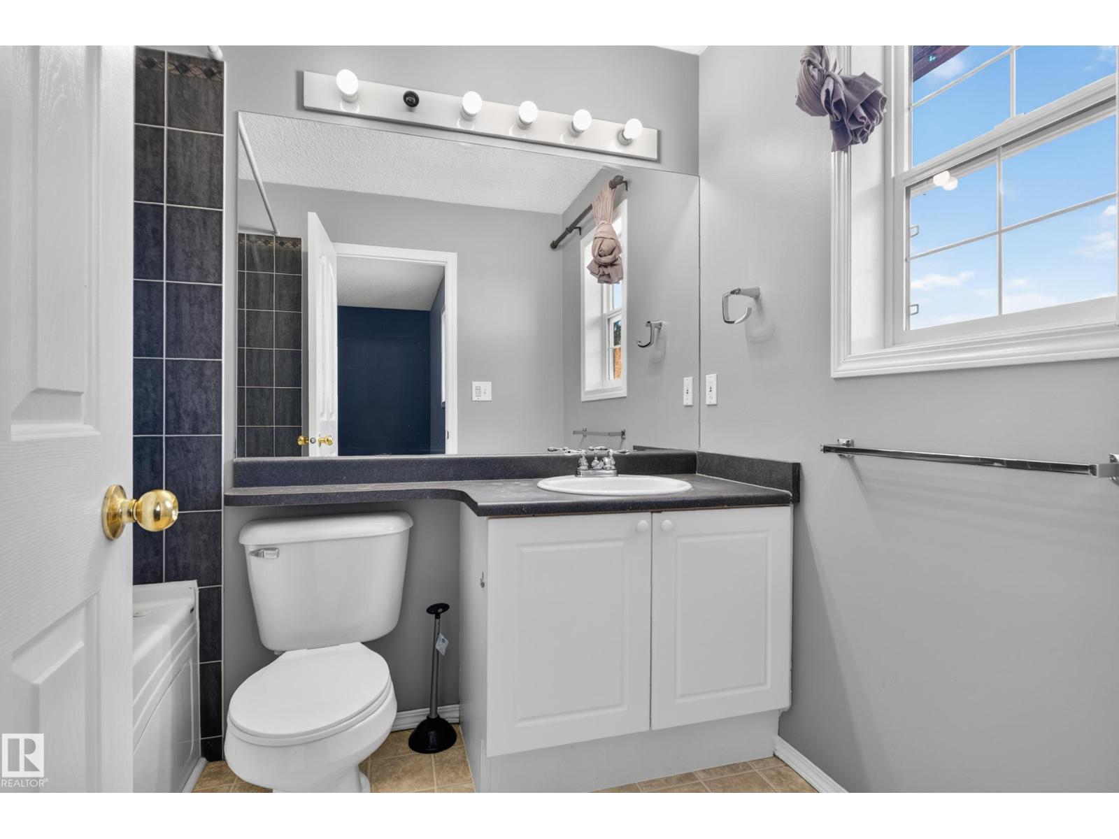 13803 130A AV NW - 32