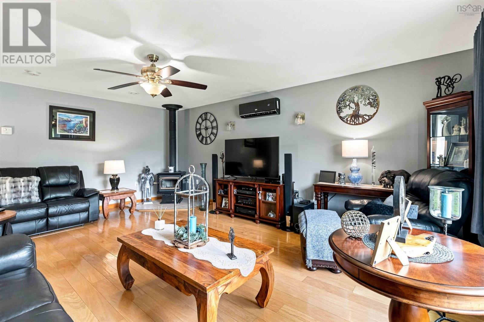 50 Skyridge Drive - Image 15