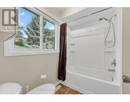 60 Willow Landing Road, Springwater, ON L9X0P9 Photo 15