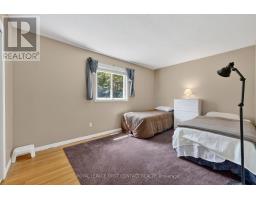 60 Willow Landing Road, Springwater, ON L9X0P9 Photo 17