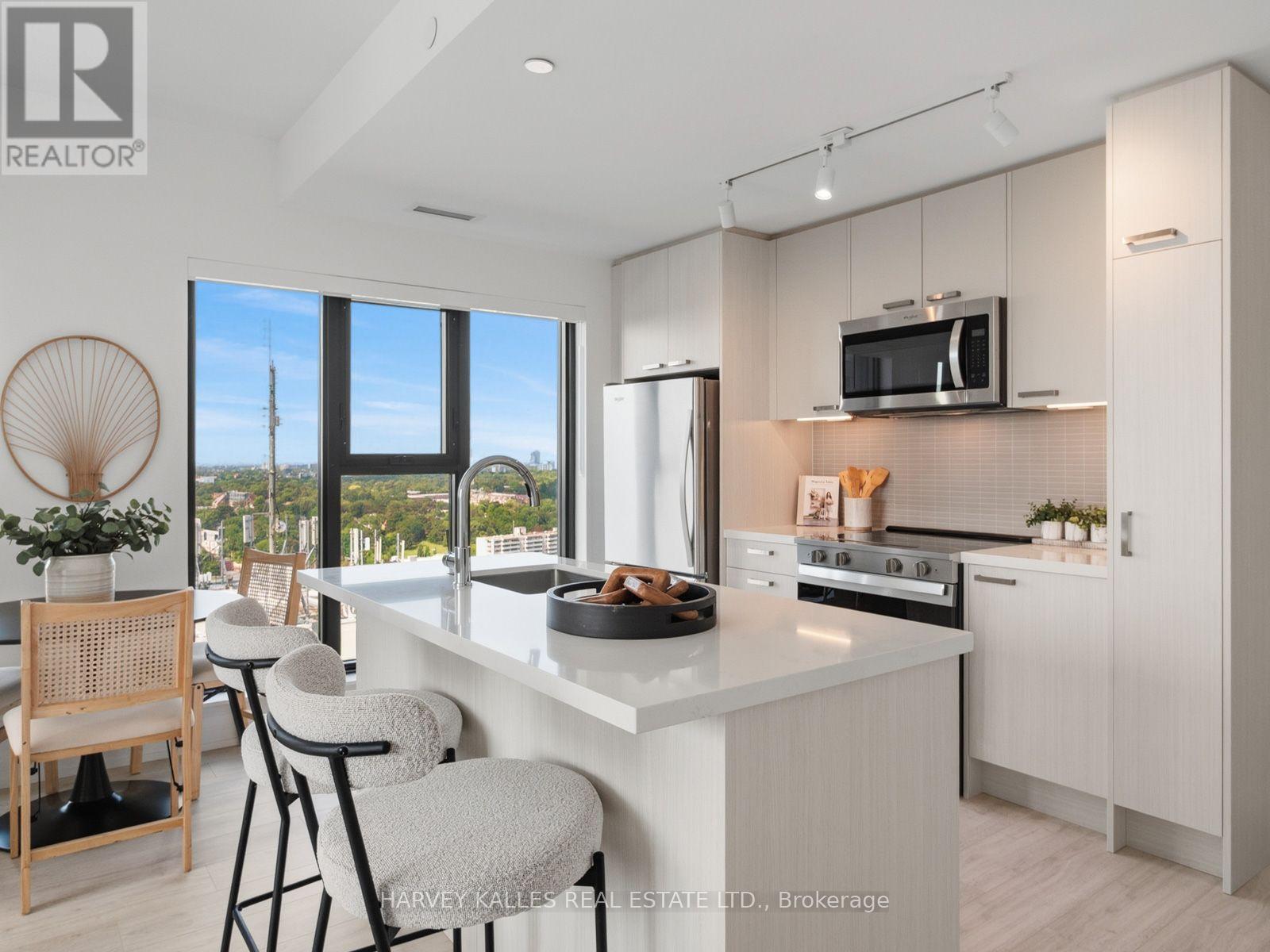 #2607 20 SOUDAN AVENUE - 6