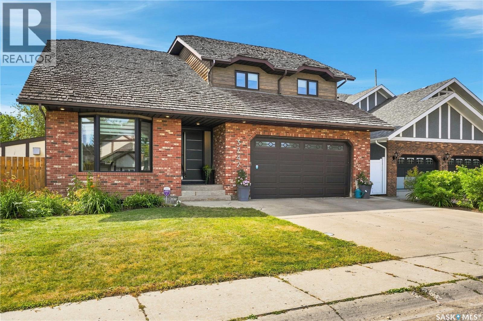 3742 Wetmore STREET - 1